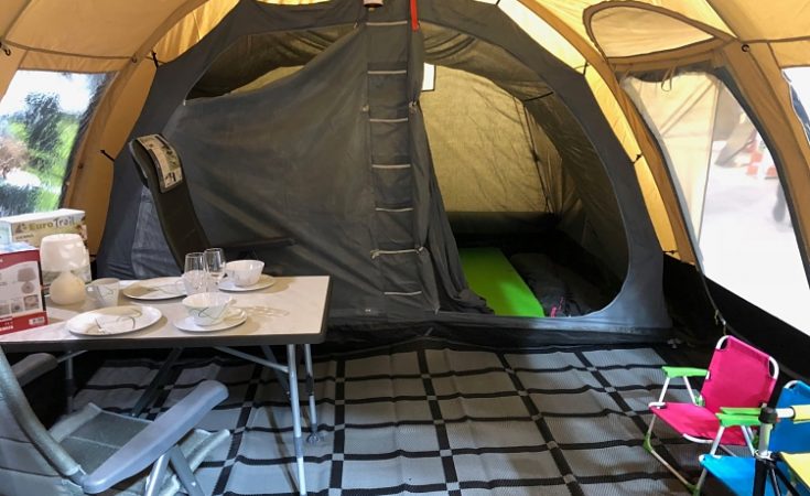 inzet haag Omringd Welke tent voor een gezin? - kamperen.tips